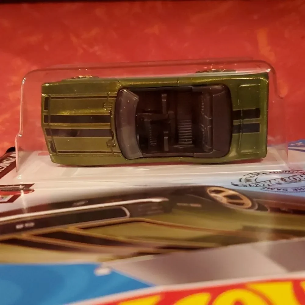 Hot Wheels 69 Camaro Roadsters Car